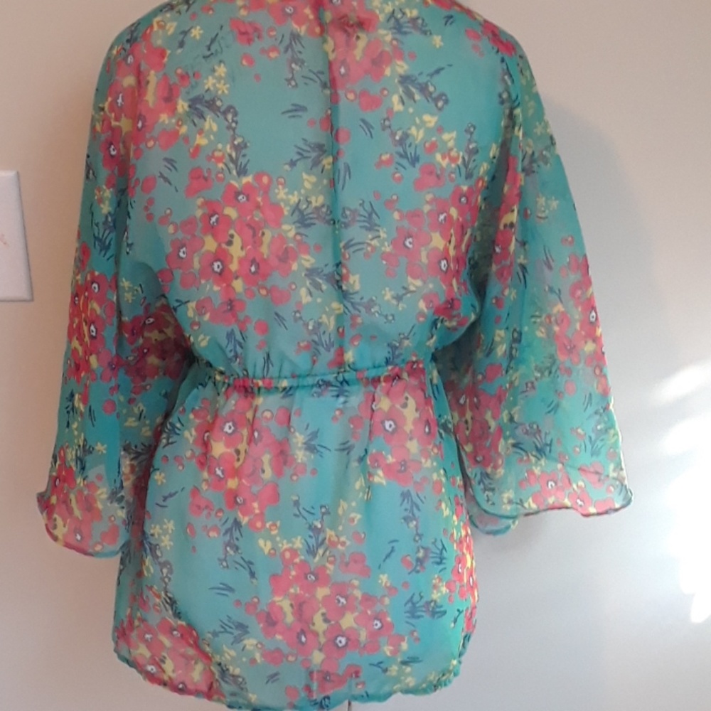Blouse - Picture 3 of 4
